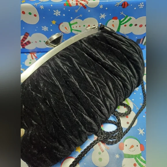 Nina Black Evening clutch/Crossbody bag - Picture 4 of 12